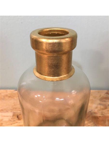 vase au bouchon doré